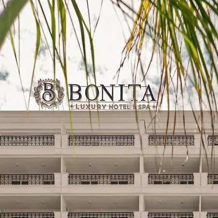 Hotel apartamentowy Luxury